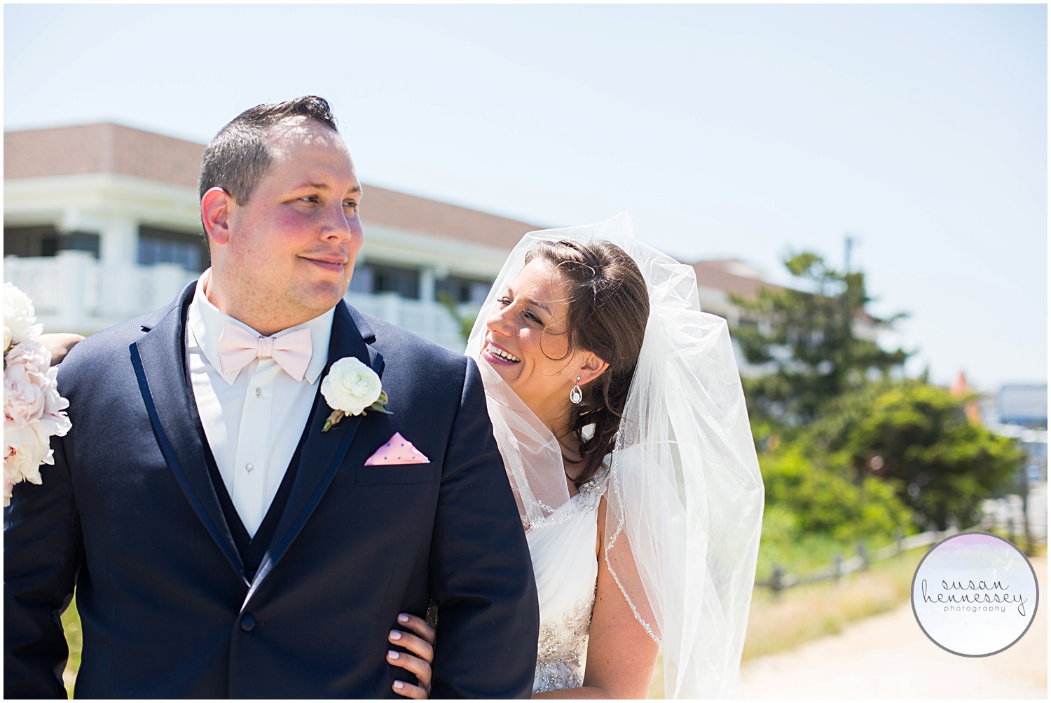 First Look for couple at their Icona Golden Inn Wedding - Photography by Susan Hennessey Photography