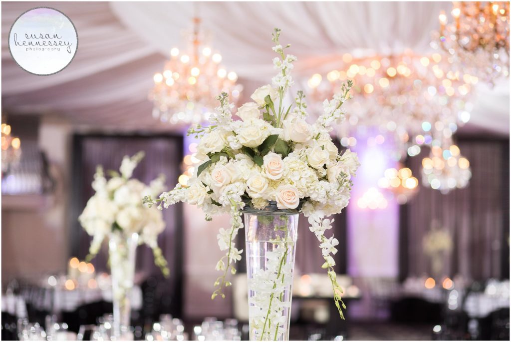 Gorgeous white flowers in centerpieces 