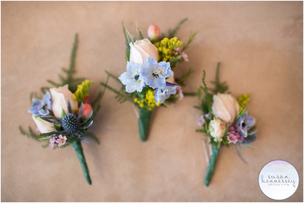 Groom's boutonnieres 