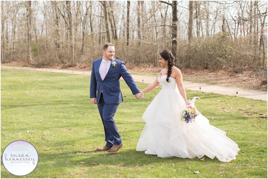 Couple at golf course wedding in south jersey