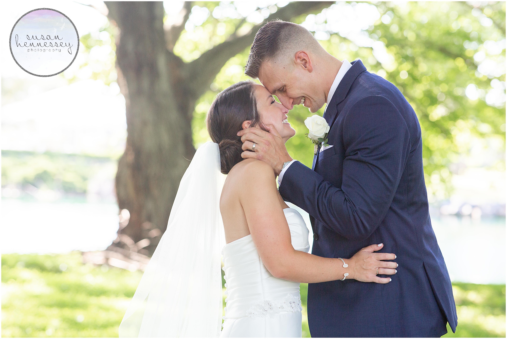 Romantic lake wedding in central New Jersey