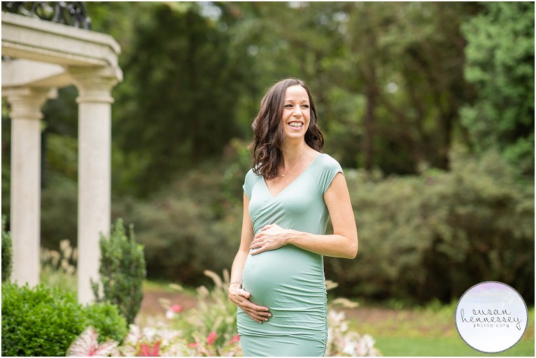 Summer maternity session at Sayen Gardens