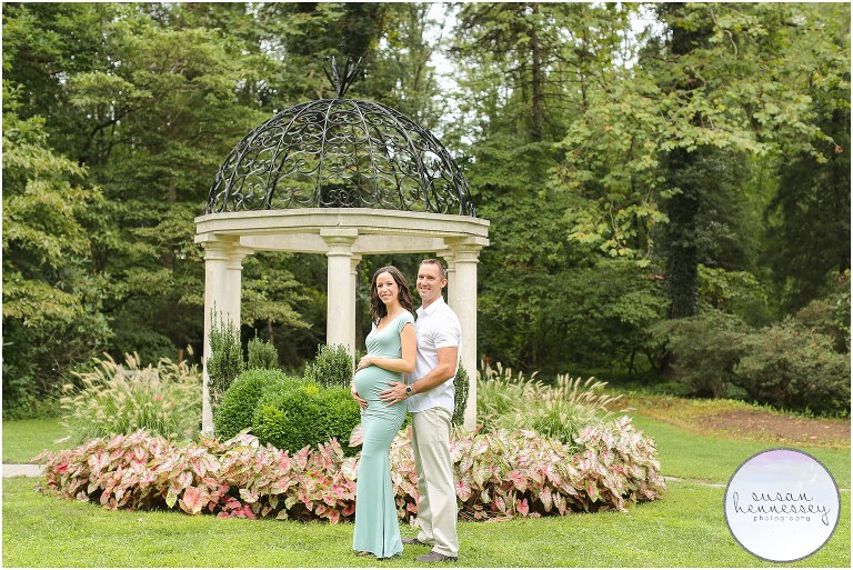 Heather & Matt's Sayen Gardens maternity session