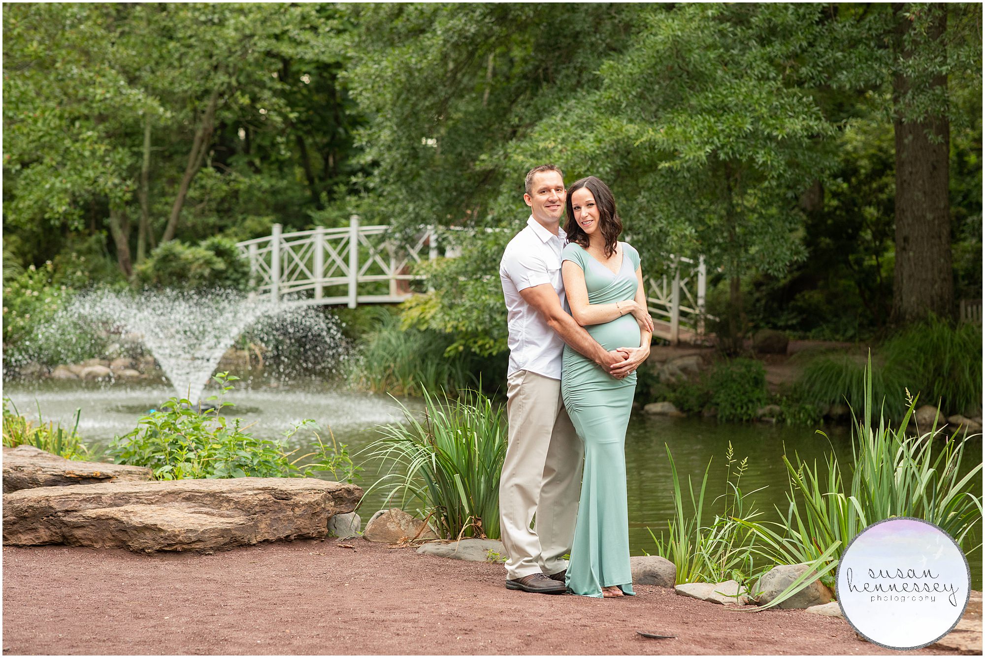 Sayen Gardens is the perfect location for an outdoor maternity session