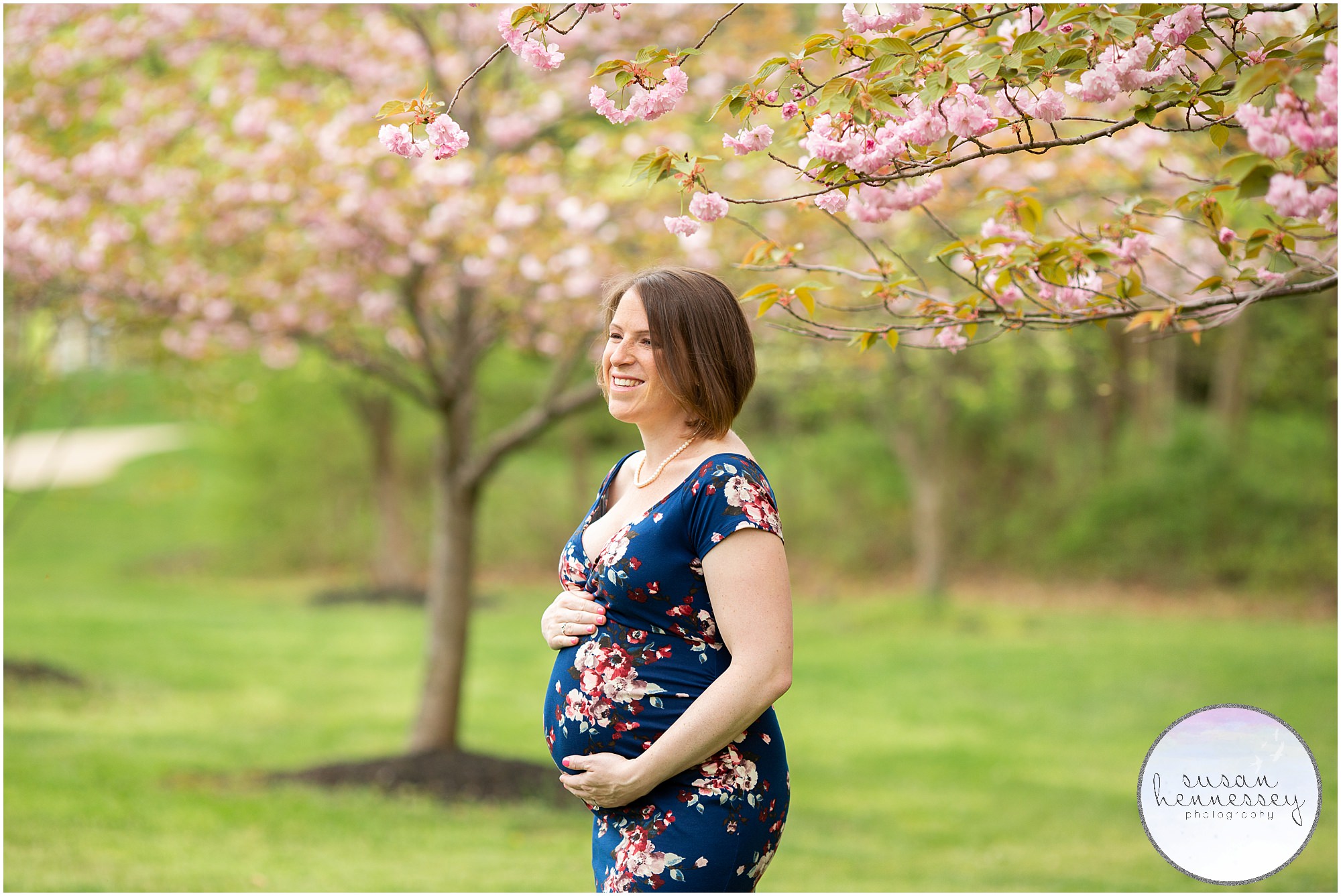 Cherry blossom maternity session at Sayen Gardens