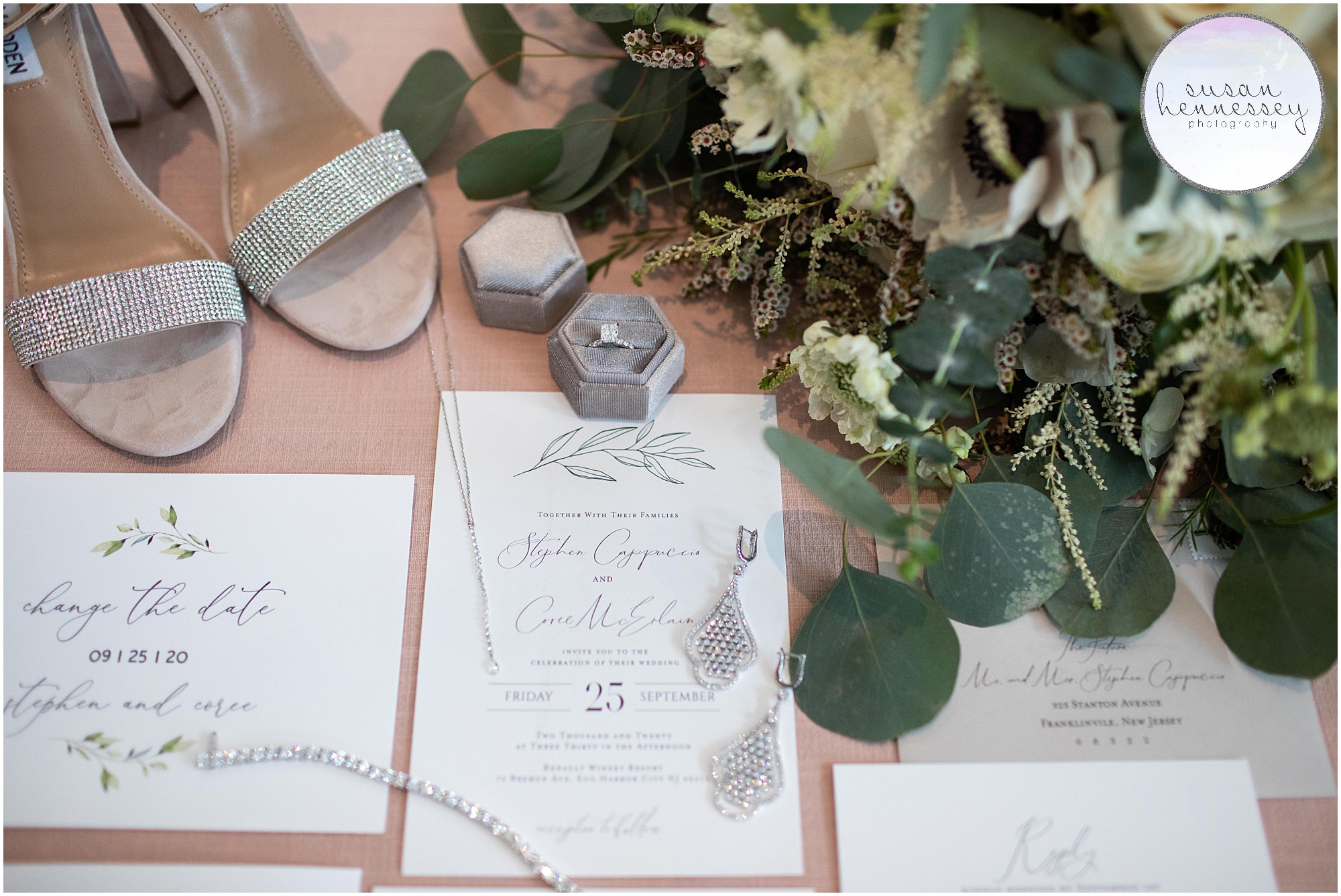 Bridal details for romantic and rustic Renault Winery wedding
