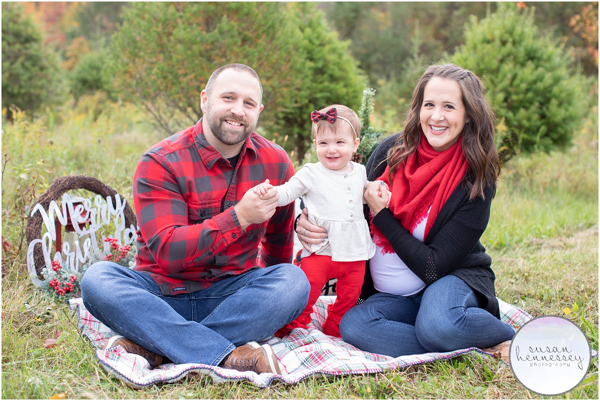 South Jersey holiday family photo session at a Christmas Tree Farm