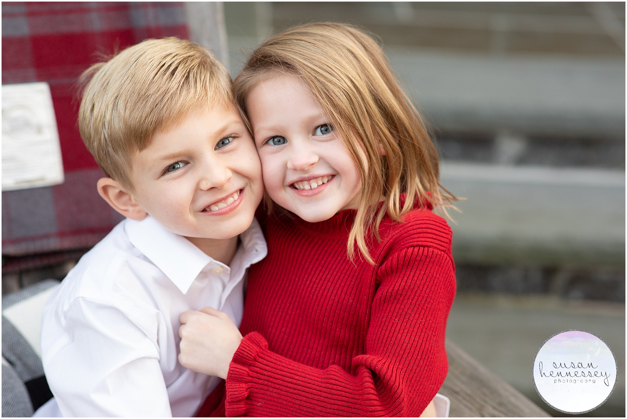 Susan Hennessey Photography based in Moorestown photographs yearly South Jersey holiday family photo sessions