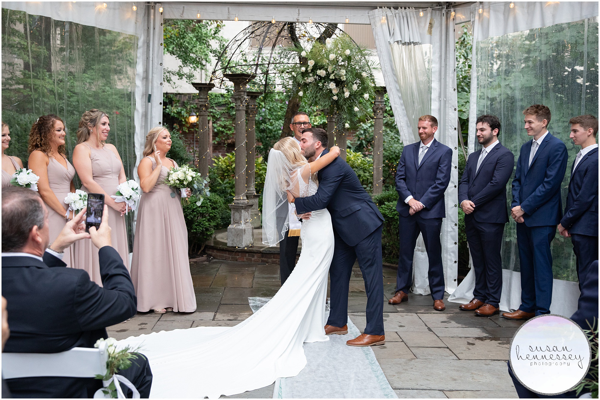 Susan Hennessey Photography Best of 2020 Weddings - Bride and groom kiss at Philadelphia microwedding at Morris House Hotel