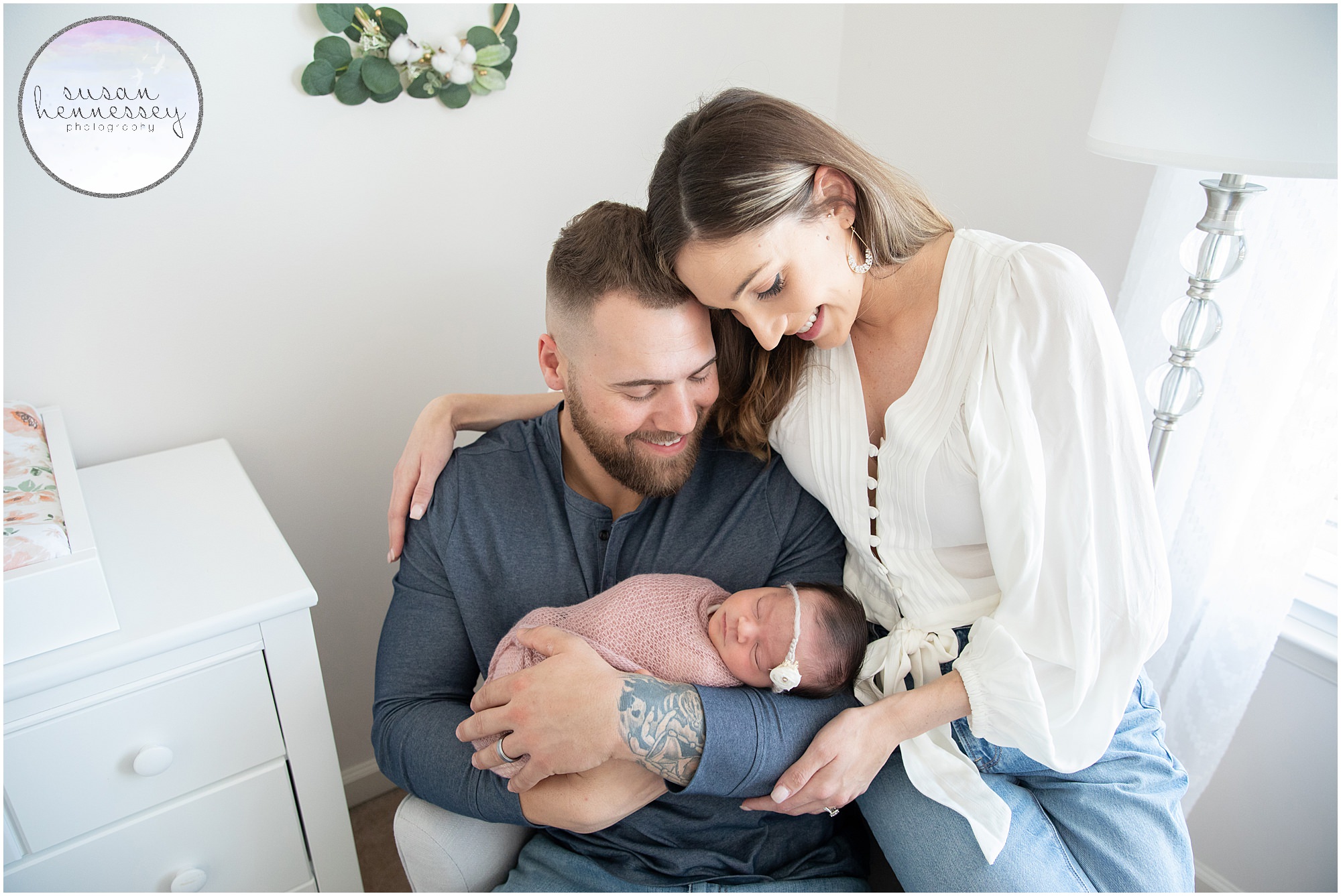 Susan Hennessey Photography is a Moorestown based photographer who offers both in home and in studio newborn sessions.