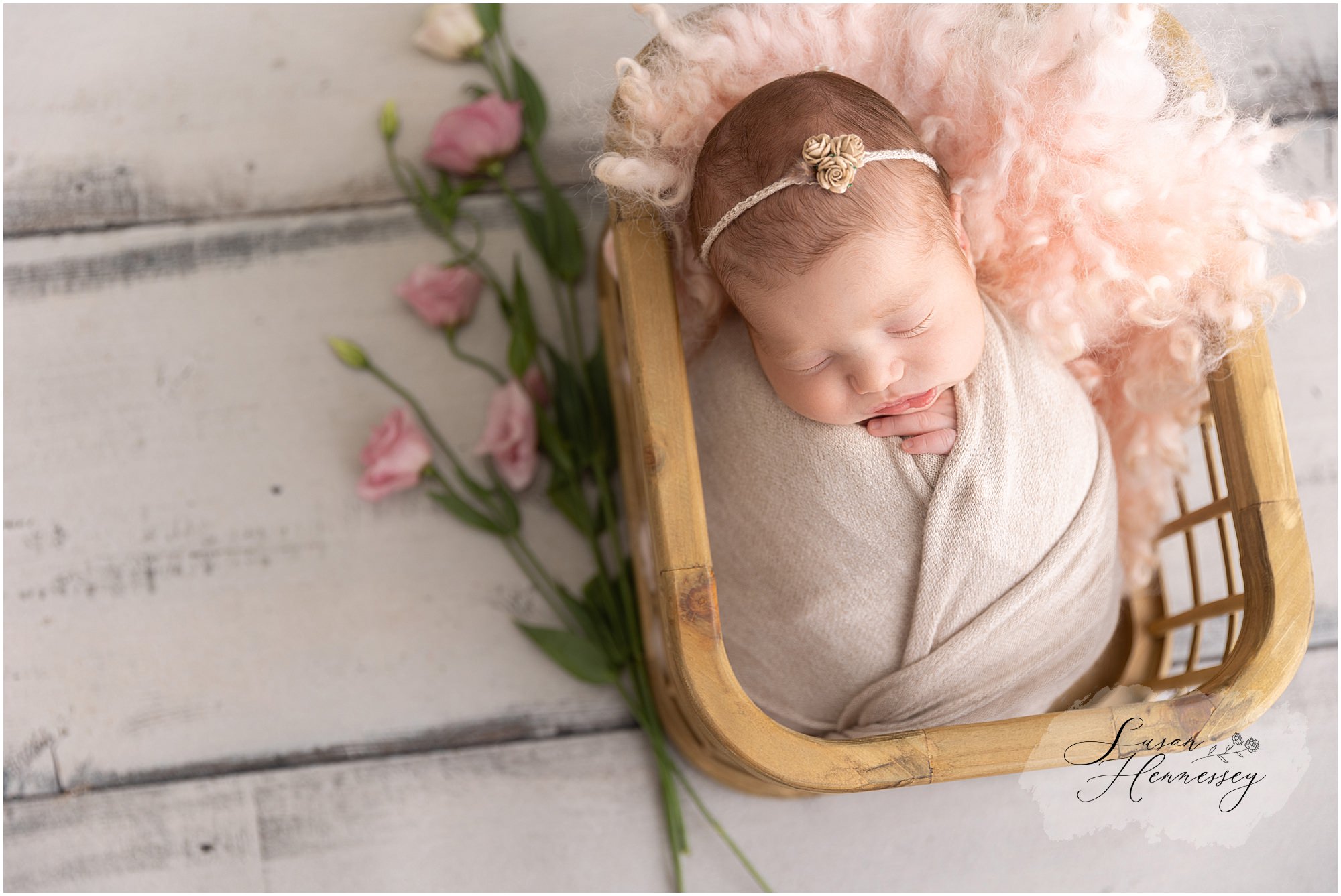 Susan Hennessey Photography is a south jersey newborn photographer with a studio in Moorestown, NJ