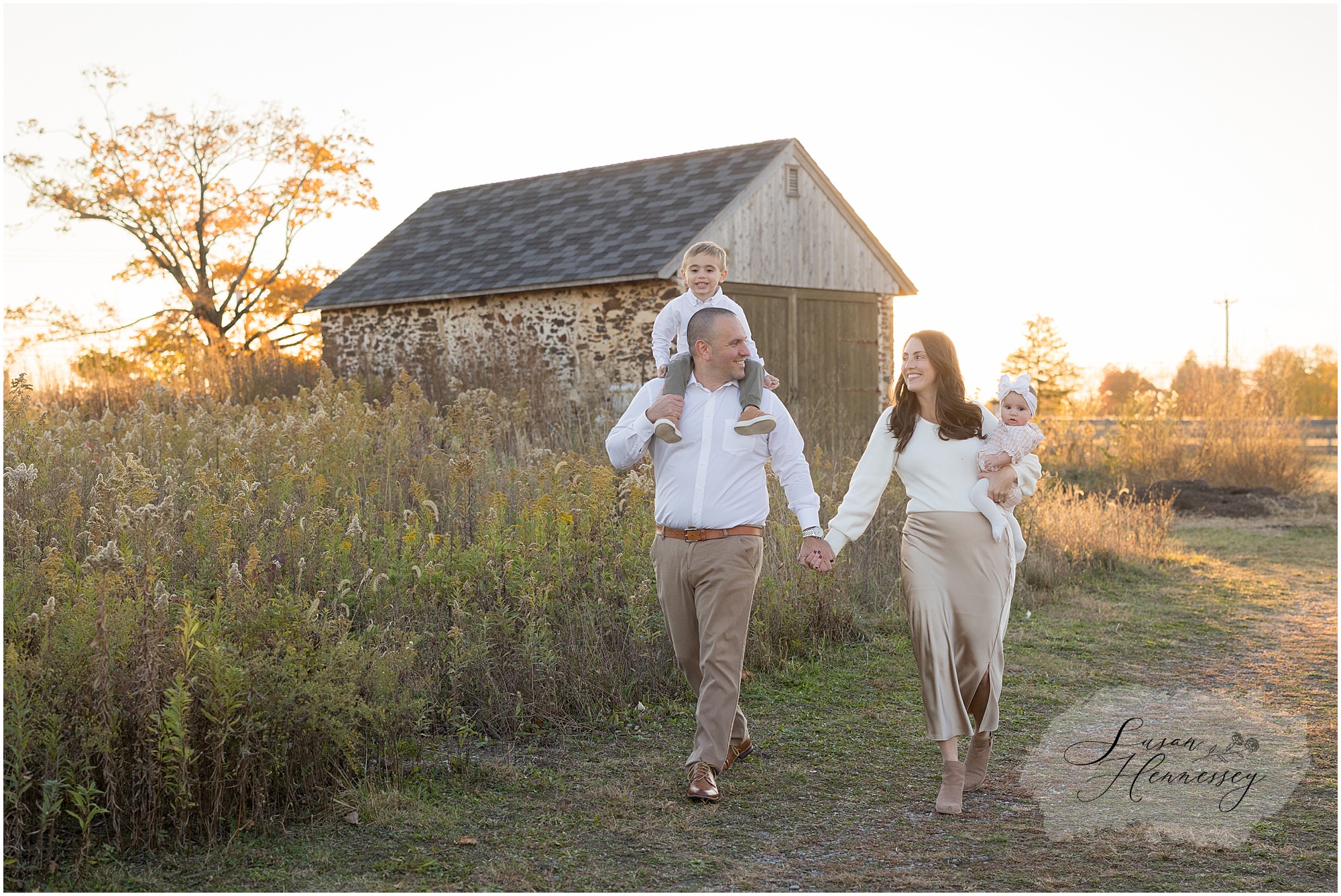 Autumn family photo session in South Jersey with warm seasonal tones